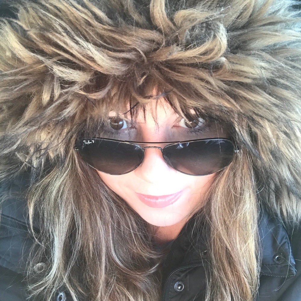 Meet your Posher, Joli